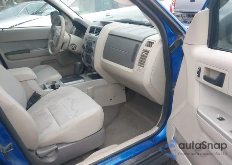 2011 Ford Escape Xlt from USA, damaged, VIN 1FMCU0DG3BKB21231